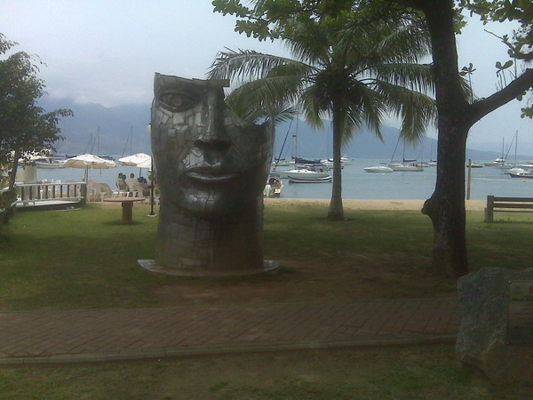 Stylized sculpture on Ilhabela