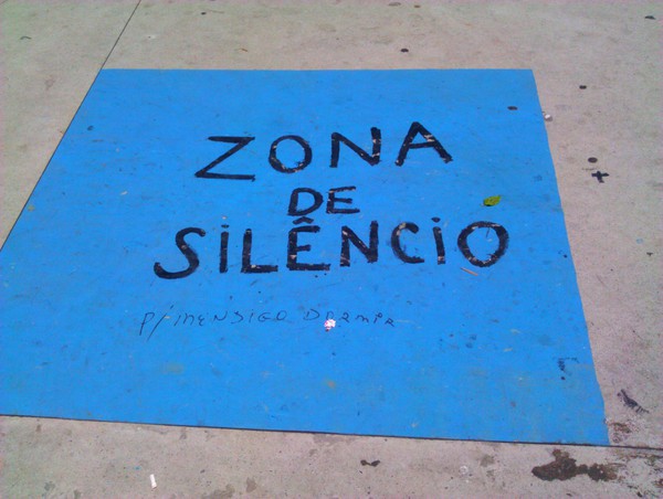 ZONA DE SILÊNCIO